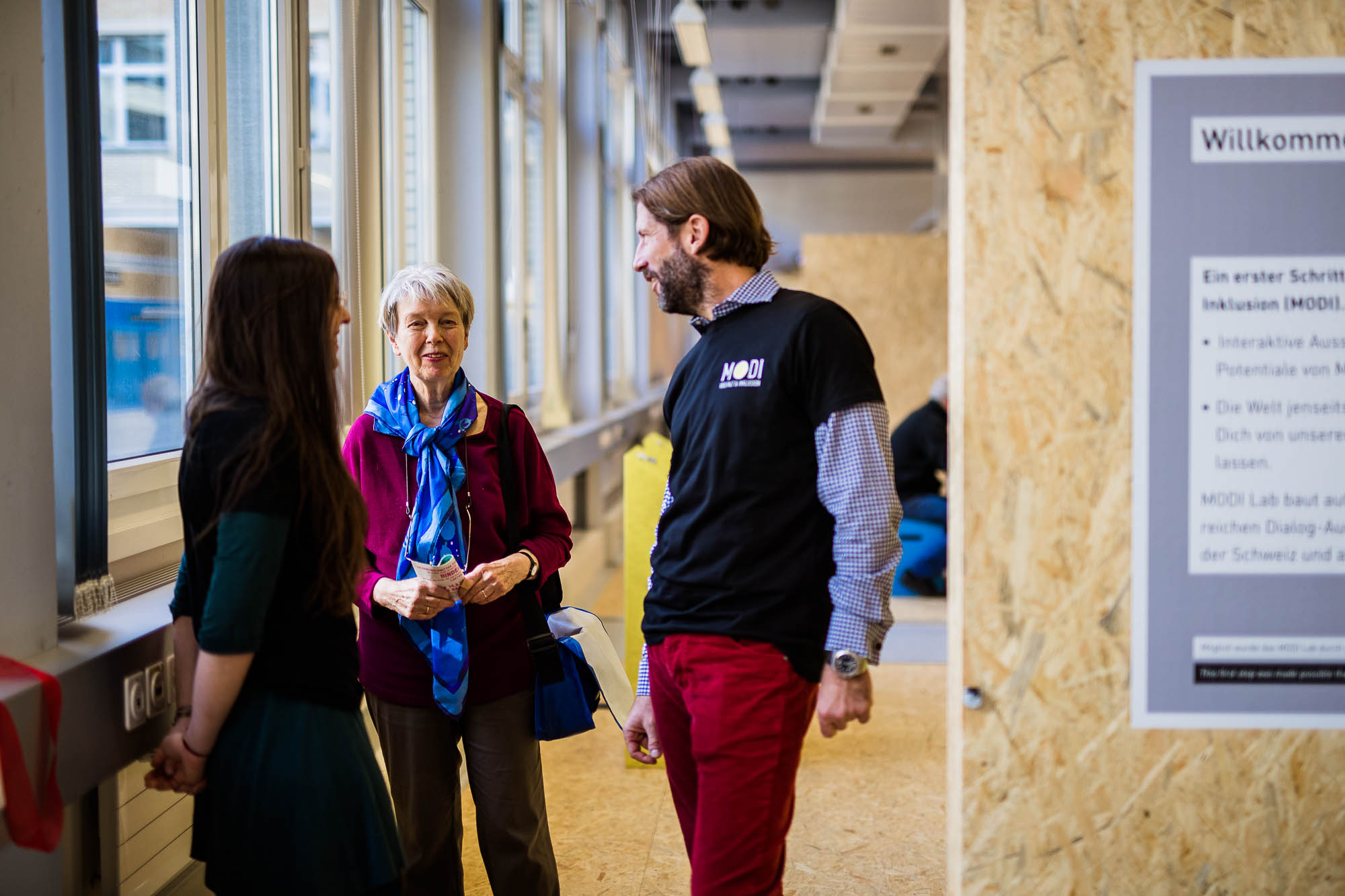 Export x3 1DX23066 Business 2020 Opening MOBI